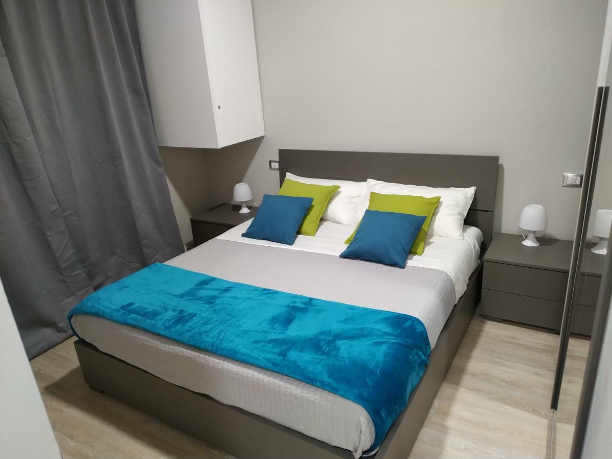 Guest House Foligno Porta Romana מראה חיצוני תמונה